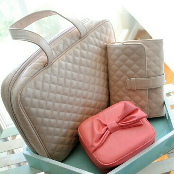 Trish McEvoy Other - Trish McEvoy Ultimate Beauty Organizer