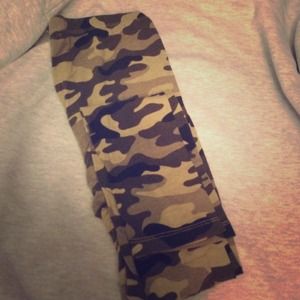 camouflage leggings