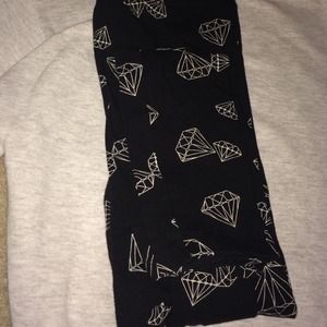 diamond printed leggings