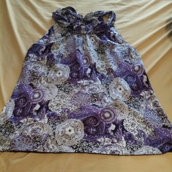 stylish top from Signature by Larry Levine