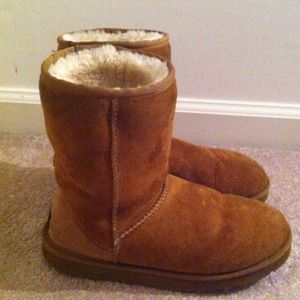 Classic Short Ugg Boots