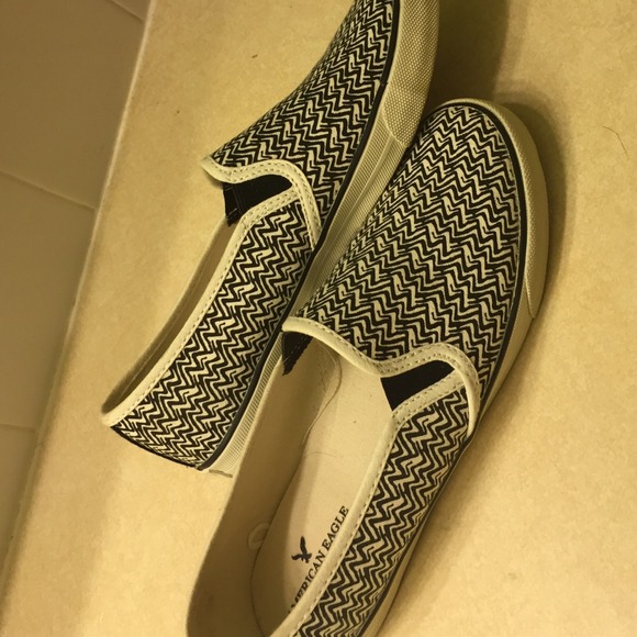 American Eagle - Picture 2 of 4