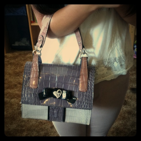 Cute Guess Purse