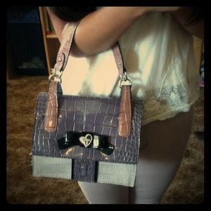 Cute Guess Purse
