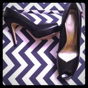 Nine West black peep-toe heels