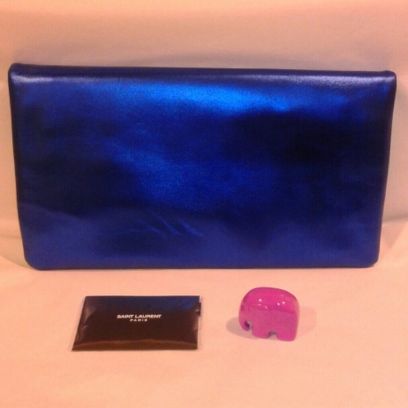 * SOLD on another site * Saint Laurent Clutch - Picture 2 of 4