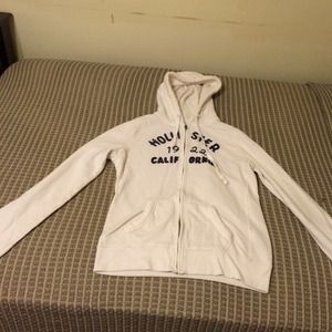 Hollister sweater