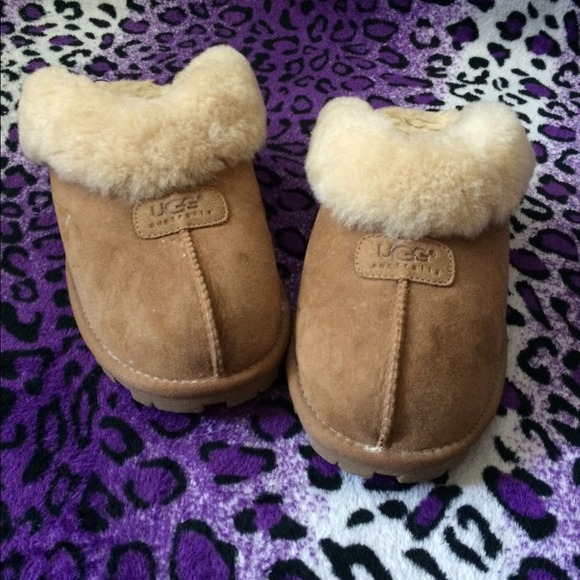 UGG Shoes - UGG Slippers