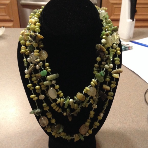 Green necklace! 💚