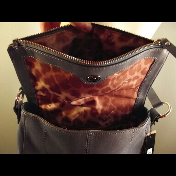 B. MAKOWSKY crossbody in blue - Picture 3 of 4