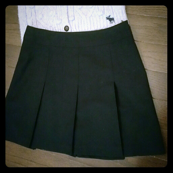 Black mini skirt