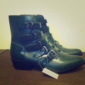🎉HOST PICK 11/12🎉 Green Forever 21 Ankle Boots