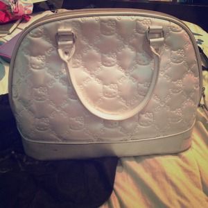 Hello kitty purse