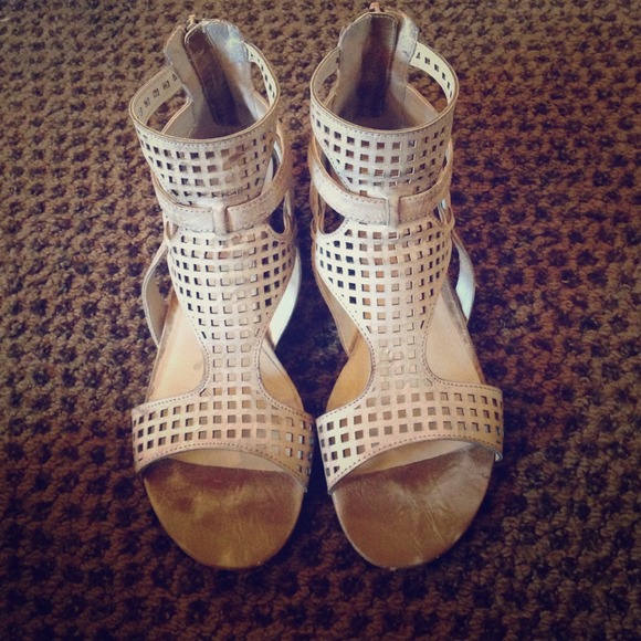 Shoes - Sandals