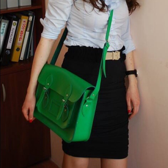 Green leather Oxford satchel!