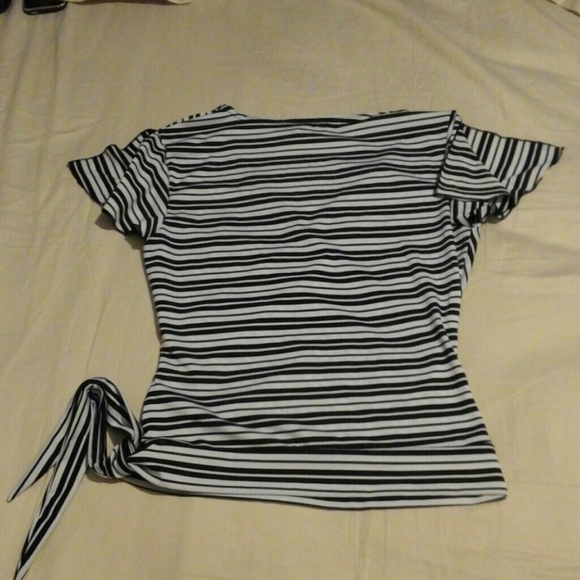 Split sleeve fancy mock wrap shirt - Picture 3 of 4