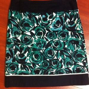 Floral print skirt