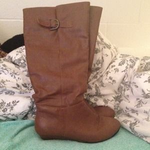 Chestnut Boots