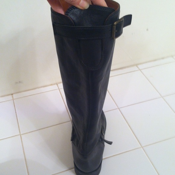 🌷🌷SOLD🌷🌷 - Picture 2 of 4