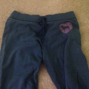VS Pink sweatpants 💙
