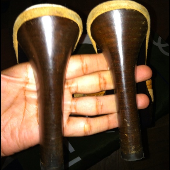 Vintage GUESS open-toe heeled slid on - Picture 4 of 4