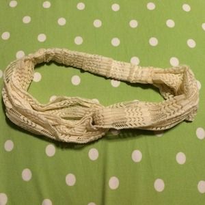 Twisted headband