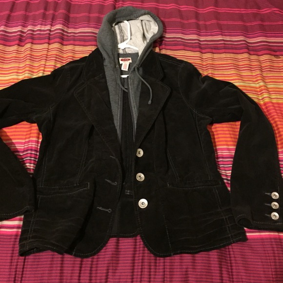 Blazer with a hoodie 👍