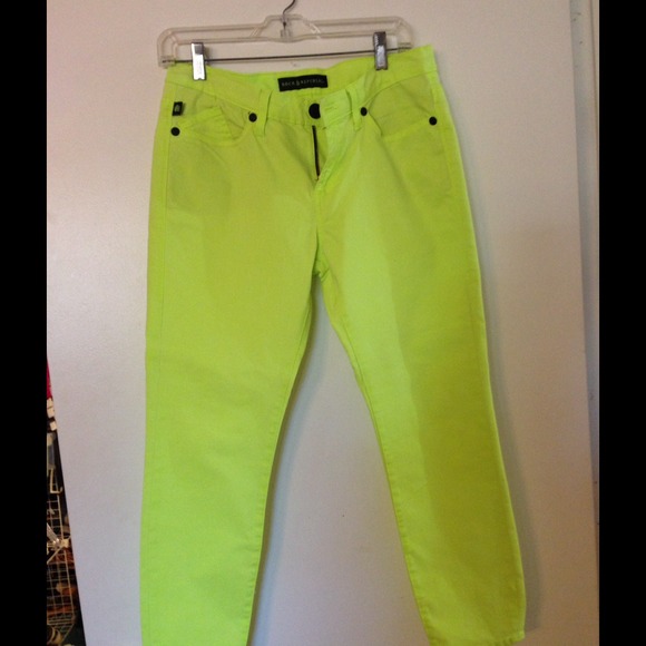 ❤️SOLD❤️ Neon straight leg jeans with stretch