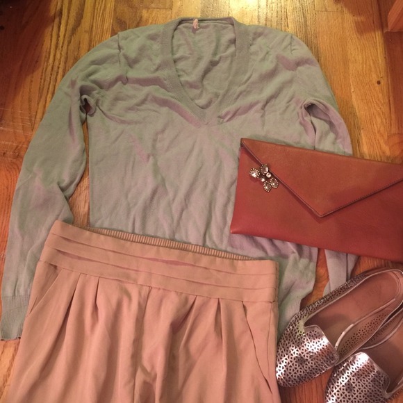 Mint sweater - Picture 1 of 2