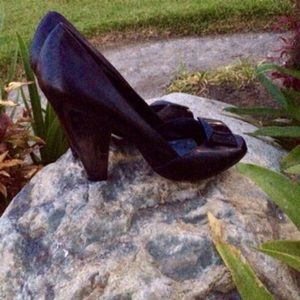 BCBG open toe black pump