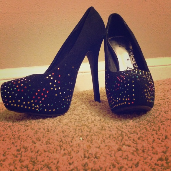 Suede pumps