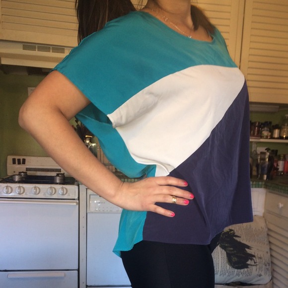 Colorblock blouse - Picture 3 of 4
