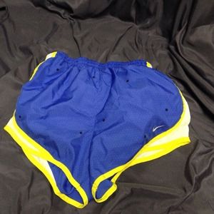 Running shorts