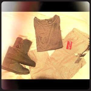 NWT!! Aerie Pajama Christmas gift set! Size M/L