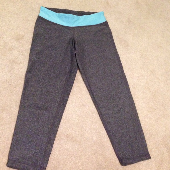 Workout capris