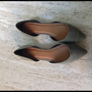 Pointed d'orsay suede flats (khaki green)