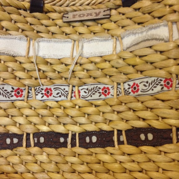 Raffia and Ribbon Roxy purse - Picture 2 of 3