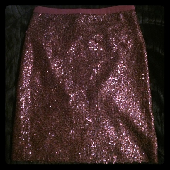 Sequined j crew skirt-maroon