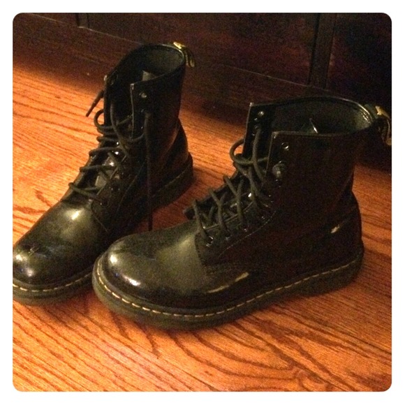 Dr. Martens Boots - Doc Marten Black Patent Leather Boot