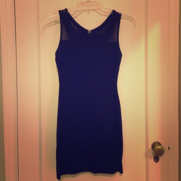 LBD by Guess - Picture 1 of 4