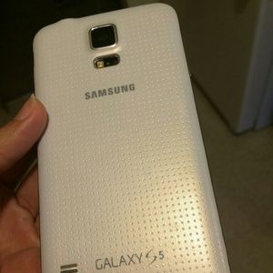 Factory unlocked Samsung galaxy s5