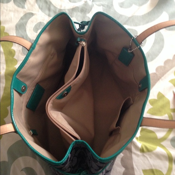 Sold - Picture 4 of 4