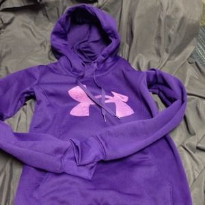 ❌Under Armour hoodie❌