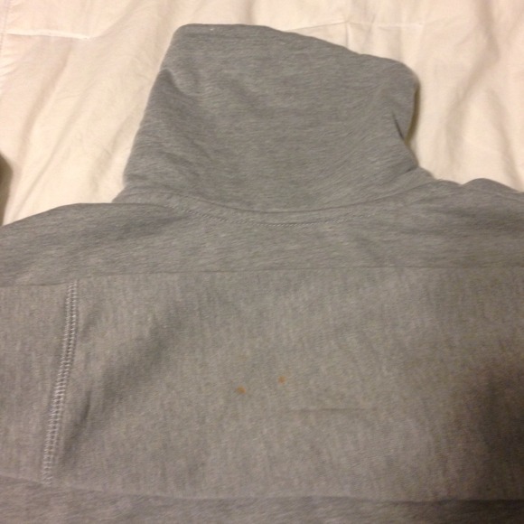 Sweatshirt - Picture 3 of 3