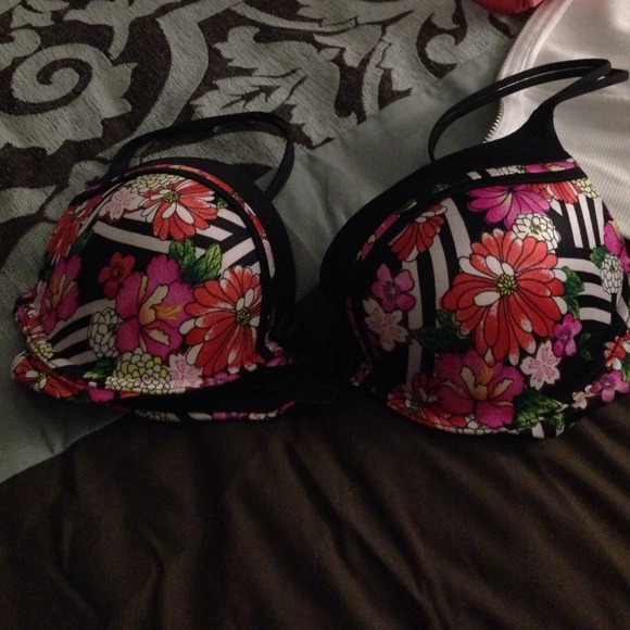 Victoria Secret Bra