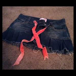 💎Sale!!💎 Hollister denim skirt with coral tie!!