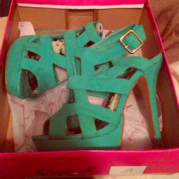 Sea green comfortable heels ❗️