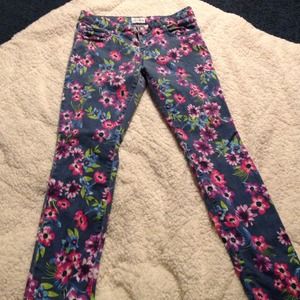 Aeropostale floral jeggings