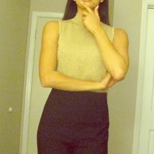 Style & Co. Gold sleeveless turtleneck top size S