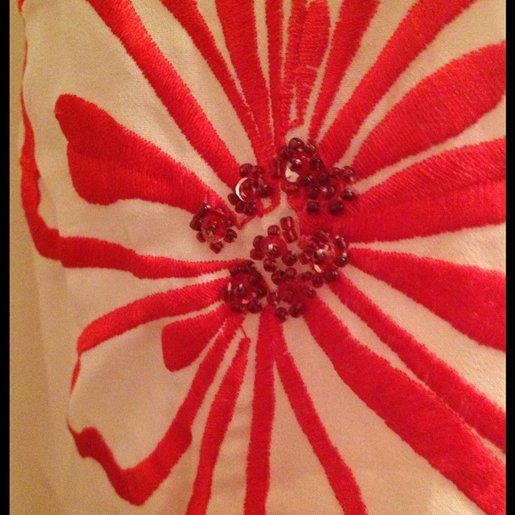 Beaded White Silk Embroidered Maxi - Picture 4 of 4